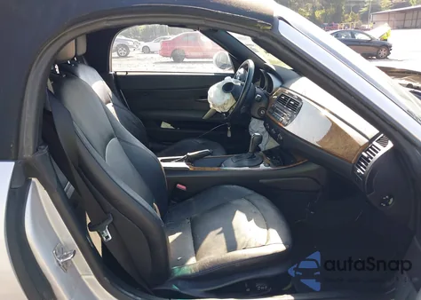 2007 BMW Z4 3.0I z USA, uszkodzony, nr VIN 4USBU33557LW72905